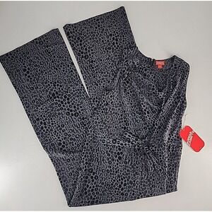 NWT Kirna Zabete Gray Leopard Print Sleeveless Wide Leg Jumpsuit Womens Small